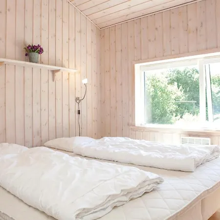 בית נופש Three-bedroom Holiday In